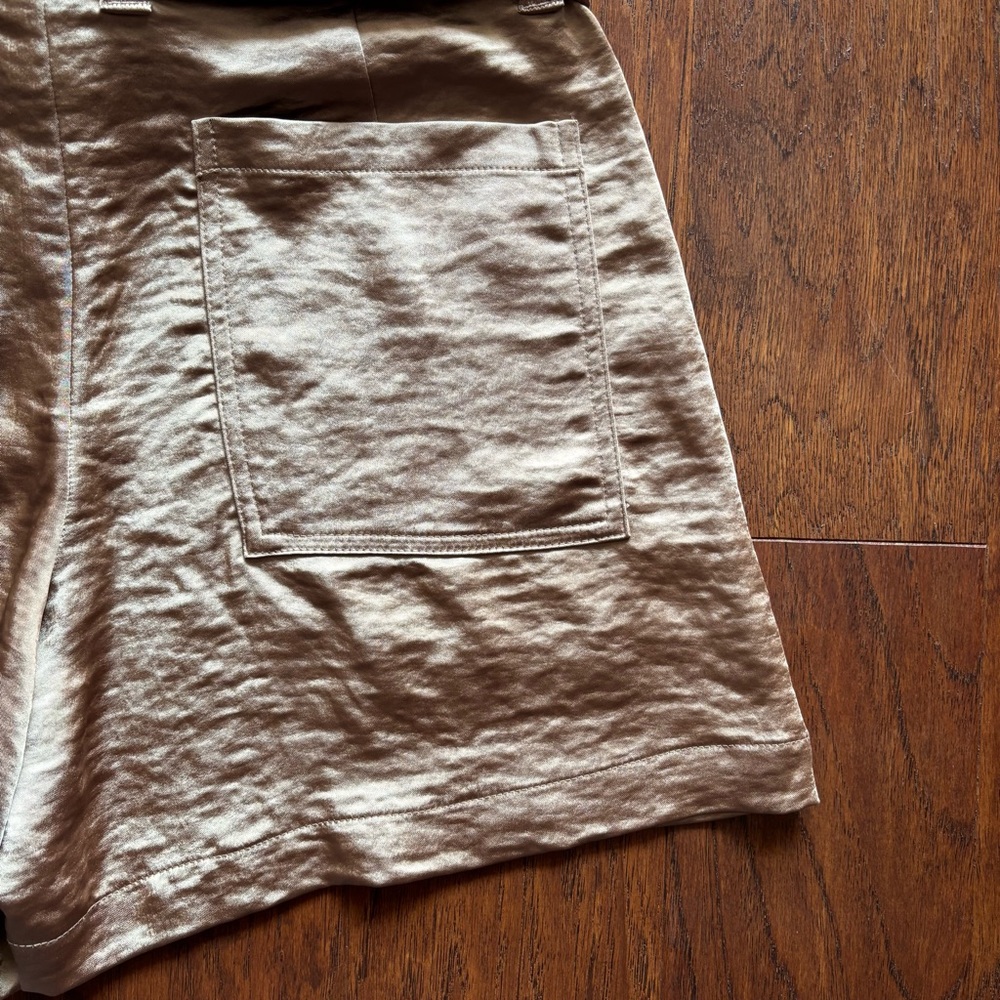 Banana Republic Copper Satin Utility Shorts – 16IN W - Picture 4 of 6